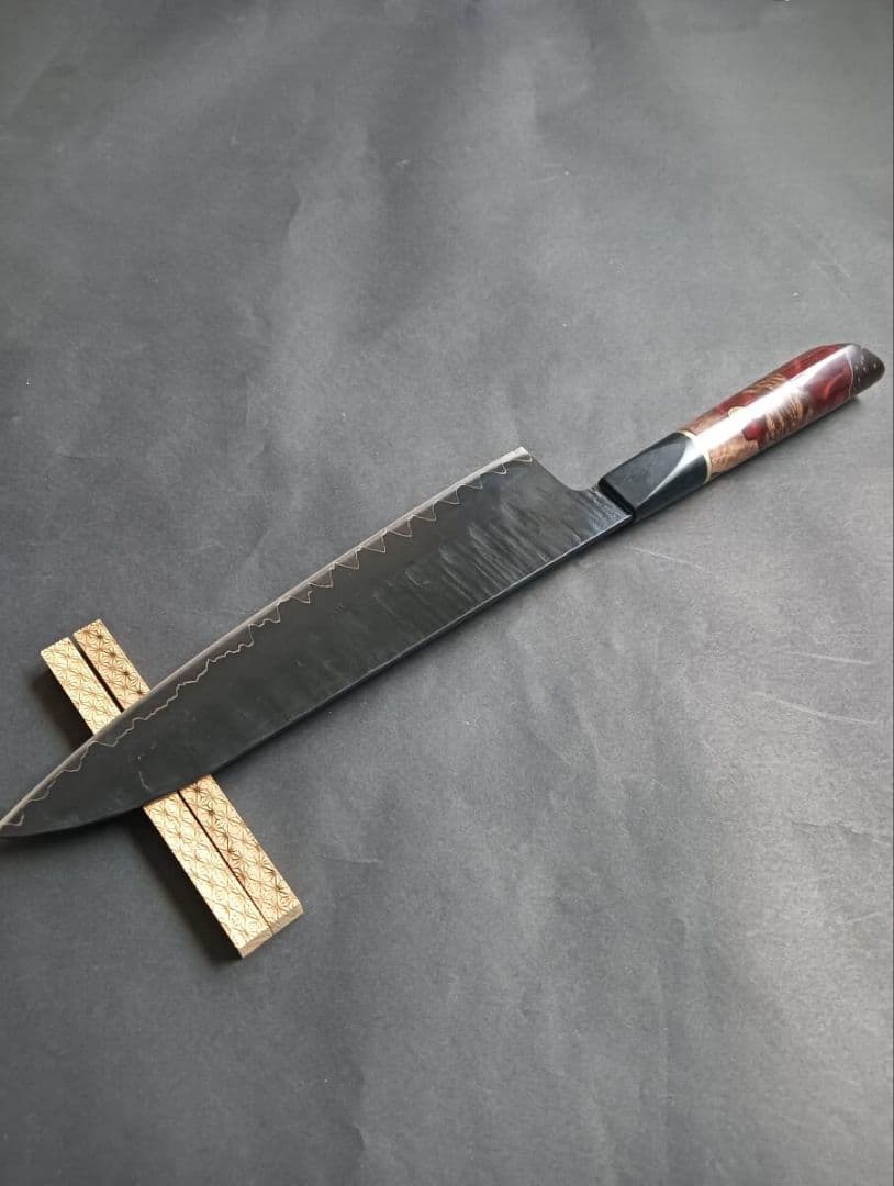 VG10 黒打ち3層ダマスカス牛刀包丁240mmmmレッドブラウンマーブルレジン