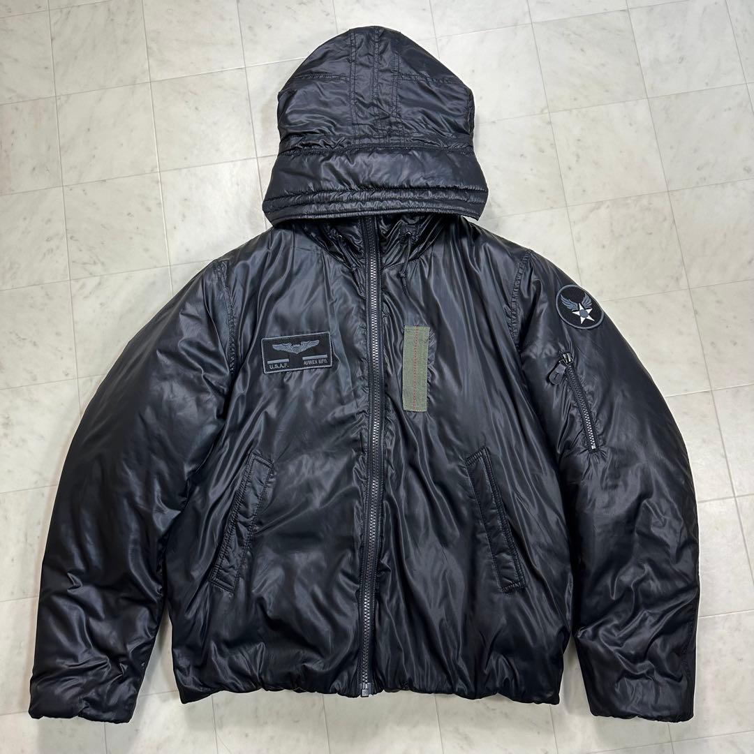 〈美品〉AVIREX アヴィレックス【XL】フード付きビッグロゴ 中綿ジャケット