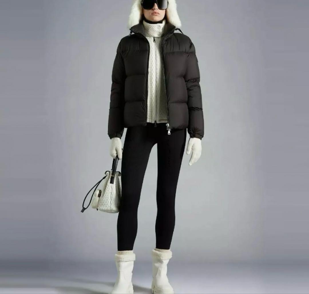 ヒロMONCLER/モンクレールANTERNEダウンジャケットブラック00