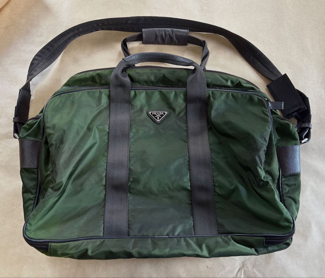 プラダ PRADA ボストンバッグ イタリア旅行直営店にて購入