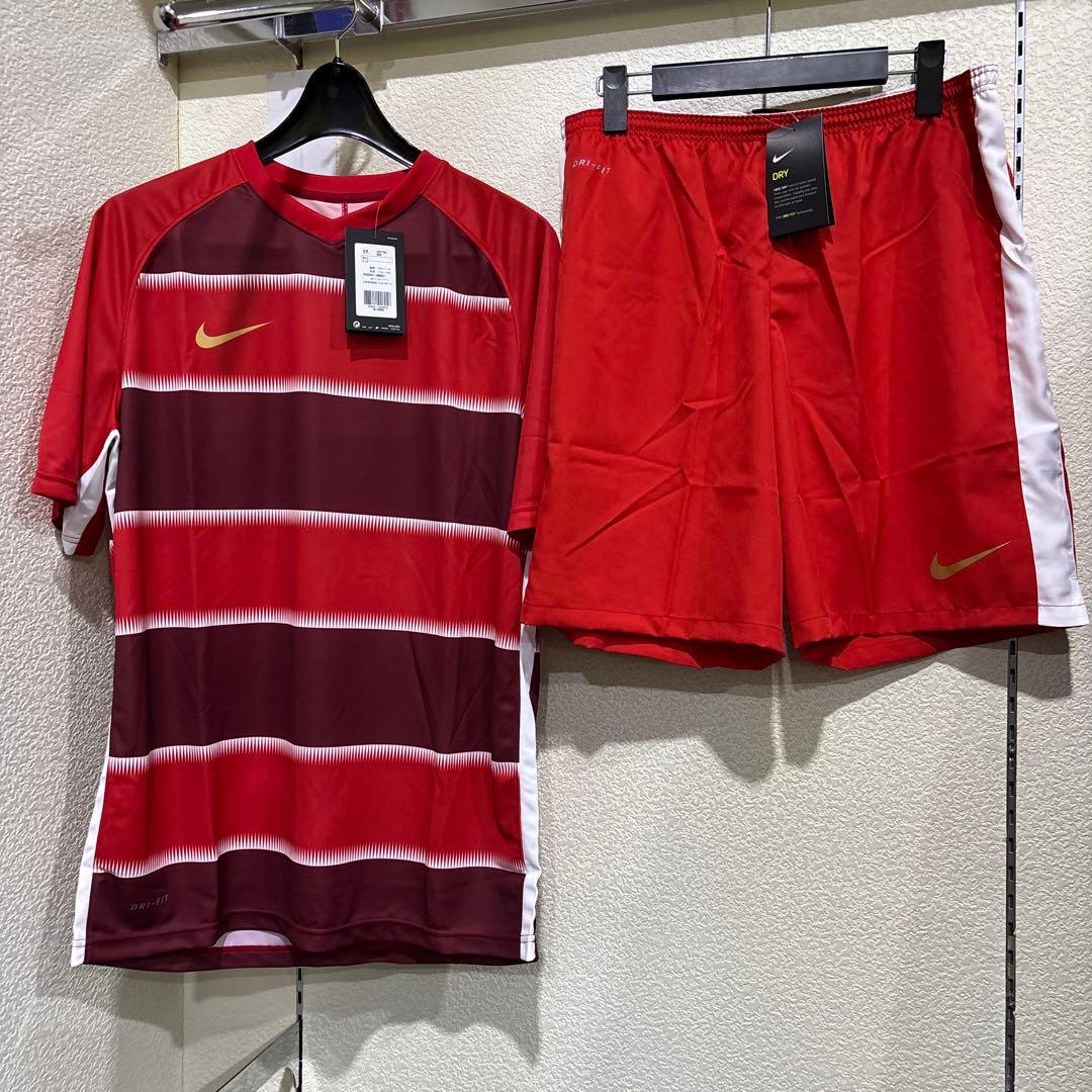 ナイキサッカーオーダーユニフォーム新品２ＸＬ