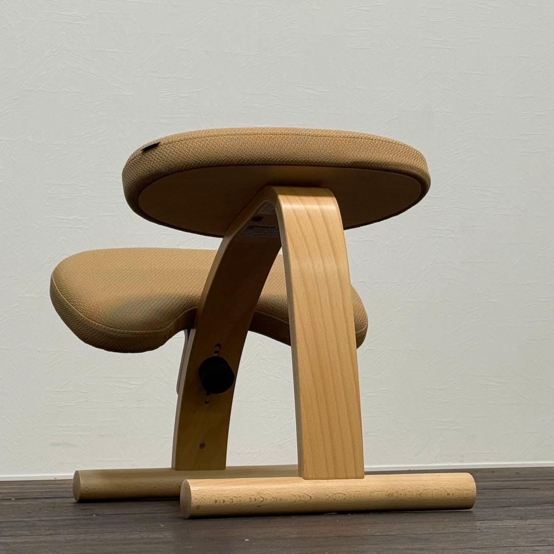 H111C6 展示品 Rybo リボ バランスチェア