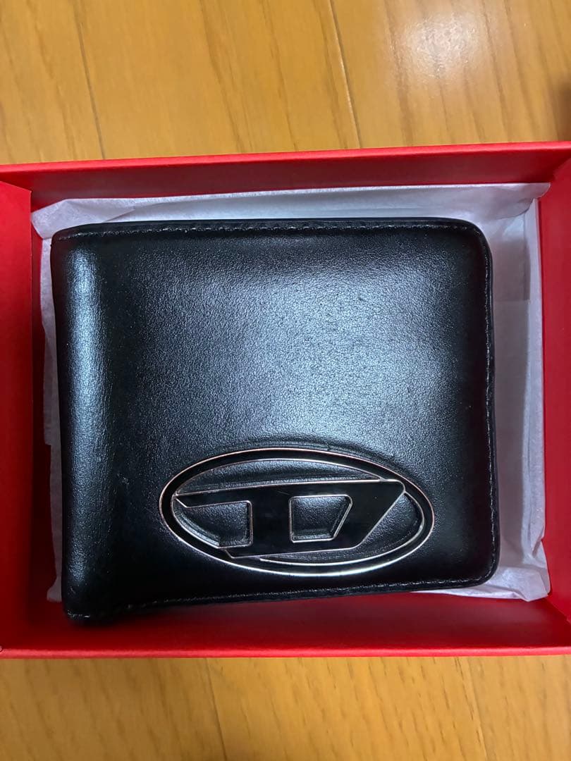 最終価格　DIESEL ブラックレザー 二つ折り財布