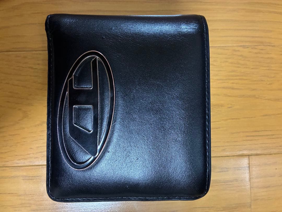 最終価格　DIESEL ブラックレザー 二つ折り財布