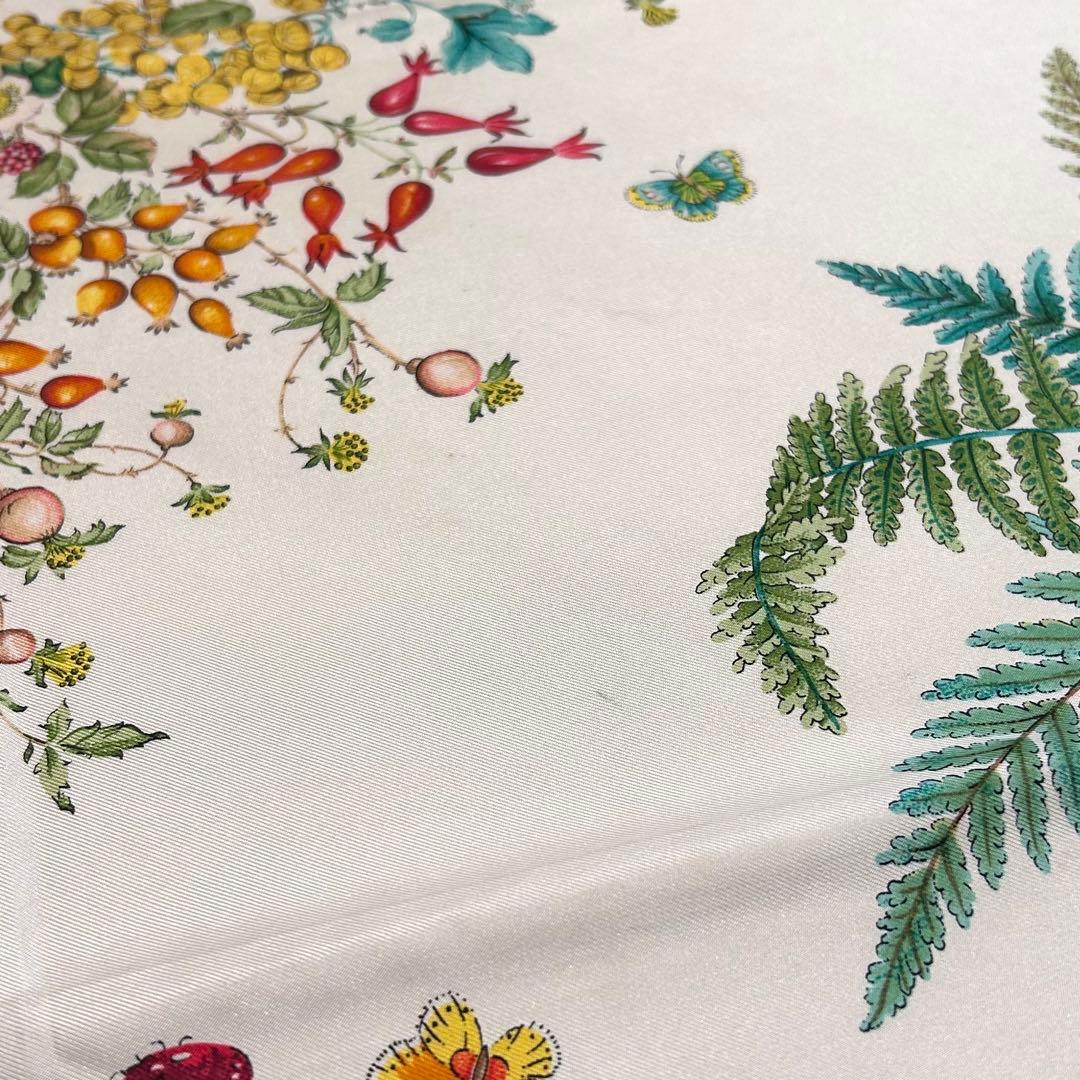 【極上美品】正規店購入品 グッチ フローラ柄 シルクスカーフ ヴィンテージ 綺麗