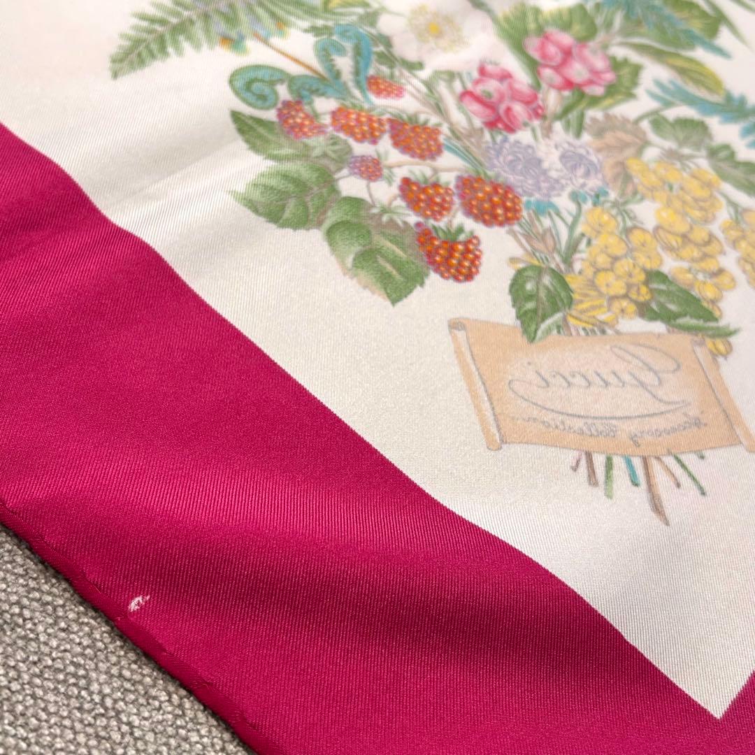 【極上美品】正規店購入品 グッチ フローラ柄 シルクスカーフ ヴィンテージ 綺麗