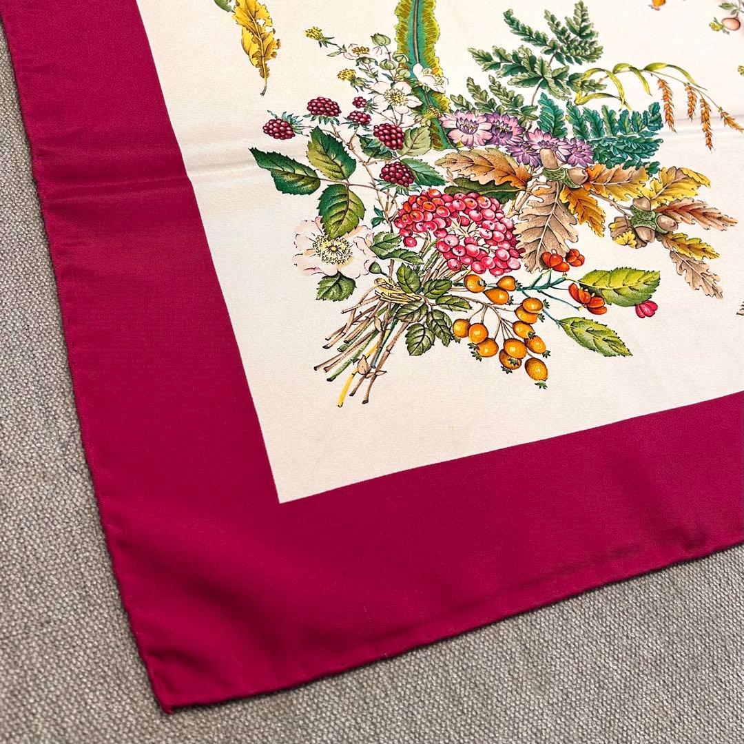 【極上美品】正規店購入品 グッチ フローラ柄 シルクスカーフ ヴィンテージ 綺麗