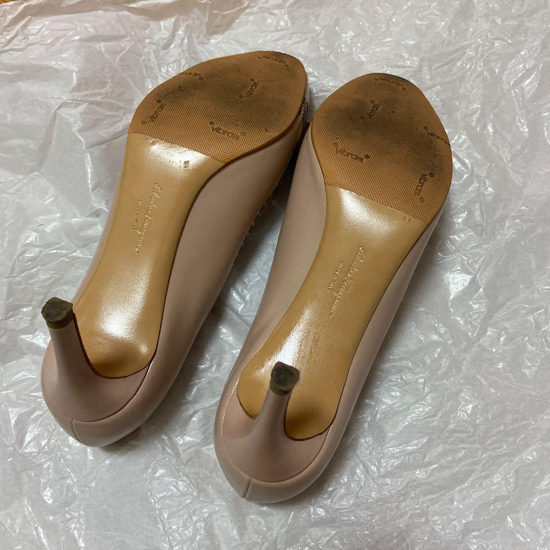 フェラガモパンプス　美品
