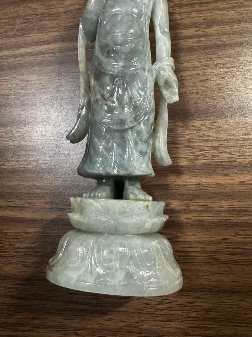 翡翠　仏像　 聖観音像 置物