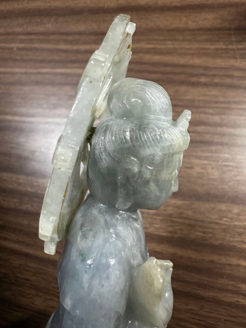 翡翠　仏像　 聖観音像 置物