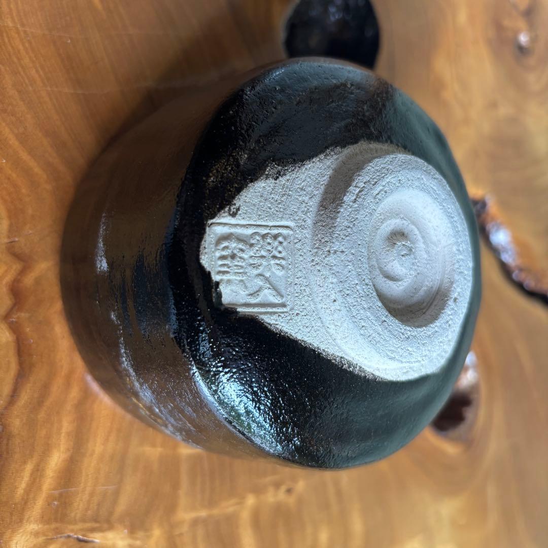楽入窯 吉村楽入 蛇喝釉 黒楽茶碗 楽焼 抹茶碗 茶道具 共箱(141Cb)