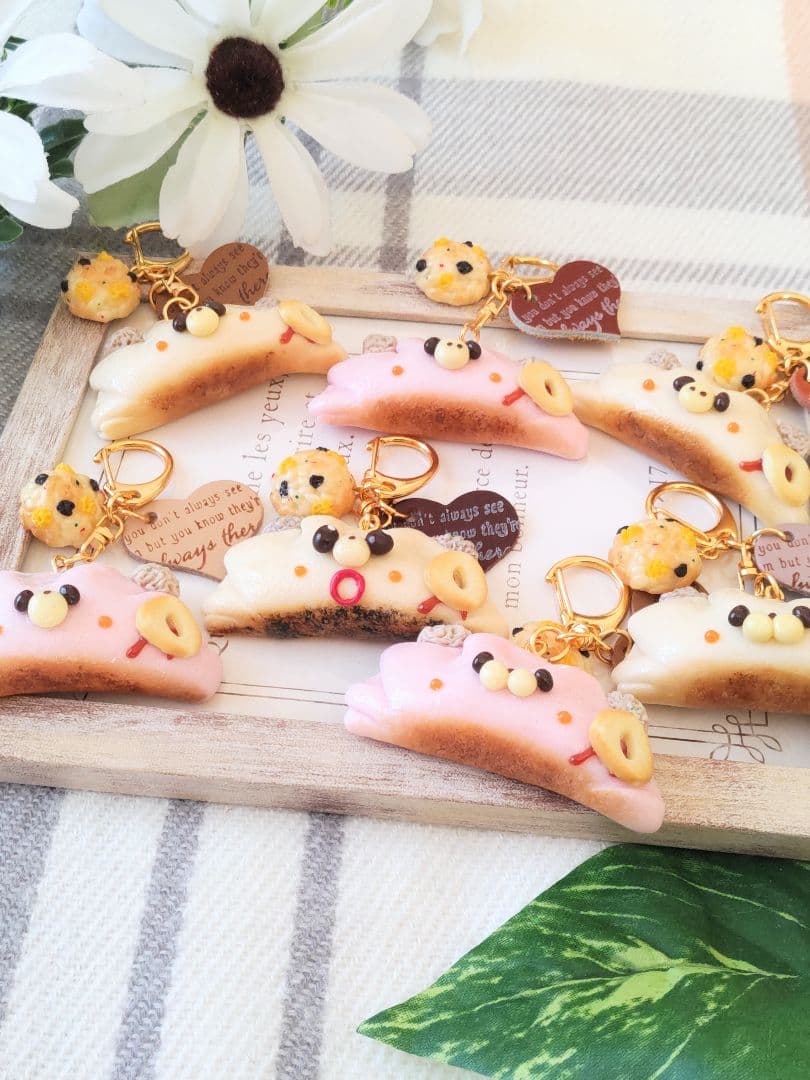 にんにく!!♡焼き餃子♡　えびこぶた　フェイクフード　フェイクスイーツ　中華