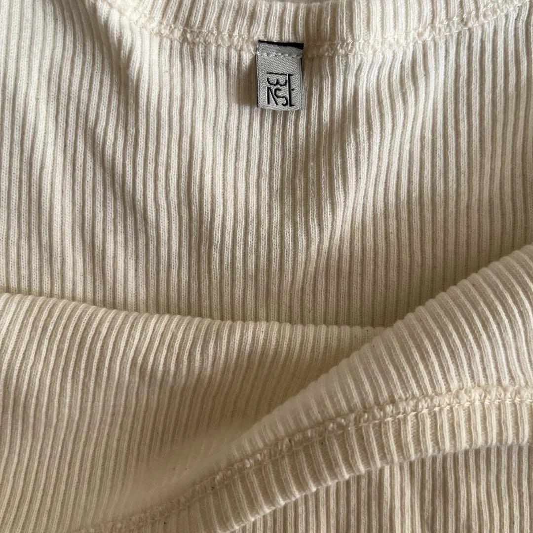 Baserange タンクトップ