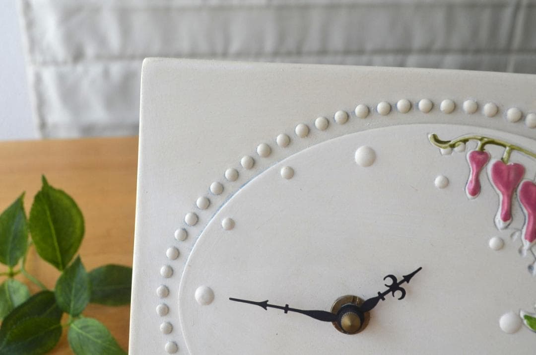 Jie Gantofta/ジィガントフタ●Aimo 壁掛け時計●ケマンソウ