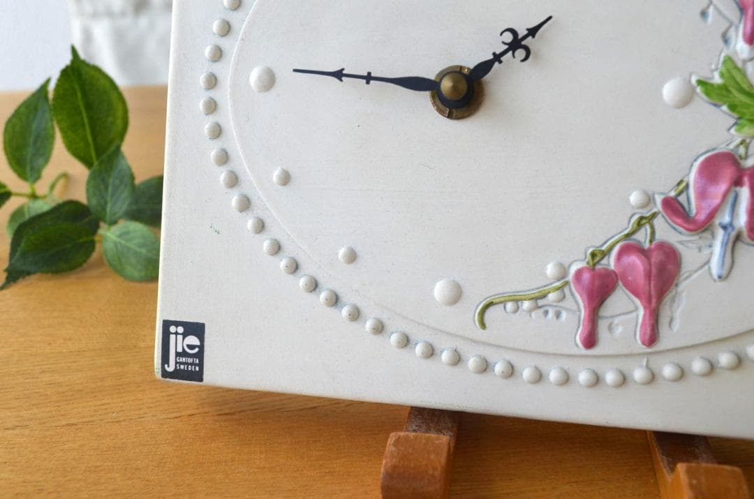 Jie Gantofta/ジィガントフタ●Aimo 壁掛け時計●ケマンソウ