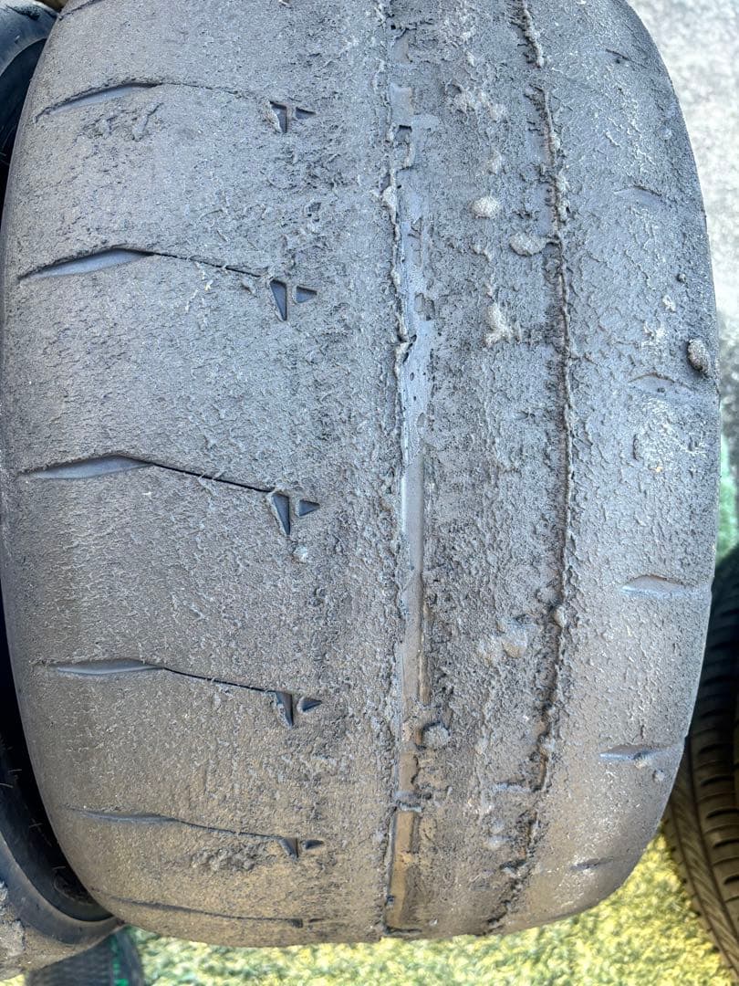 ブリヂストン POTENZA RE-71RD 265/35R18 タイヤ