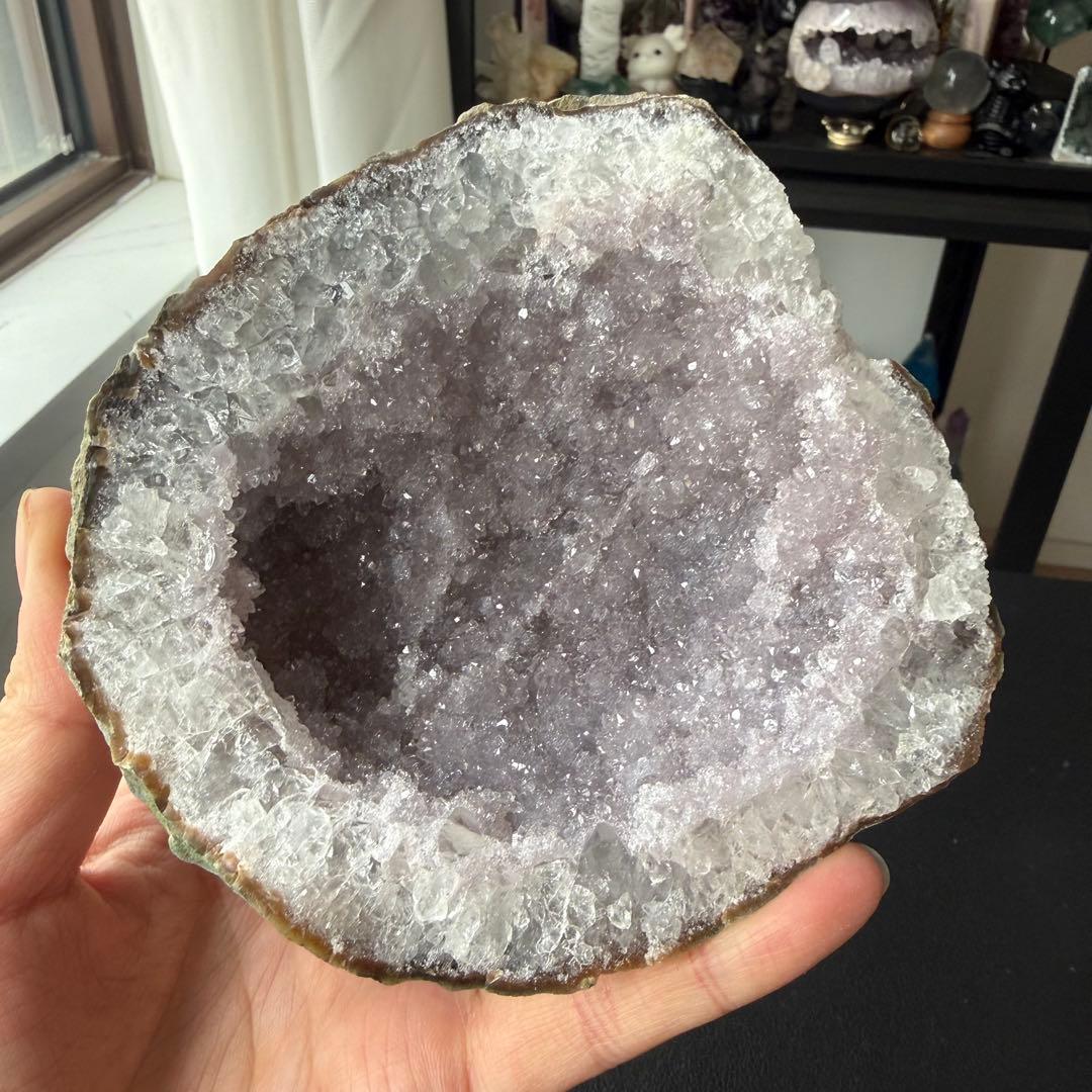 天然石シュガーアメジストの原石　置物　鉱物NO.021010