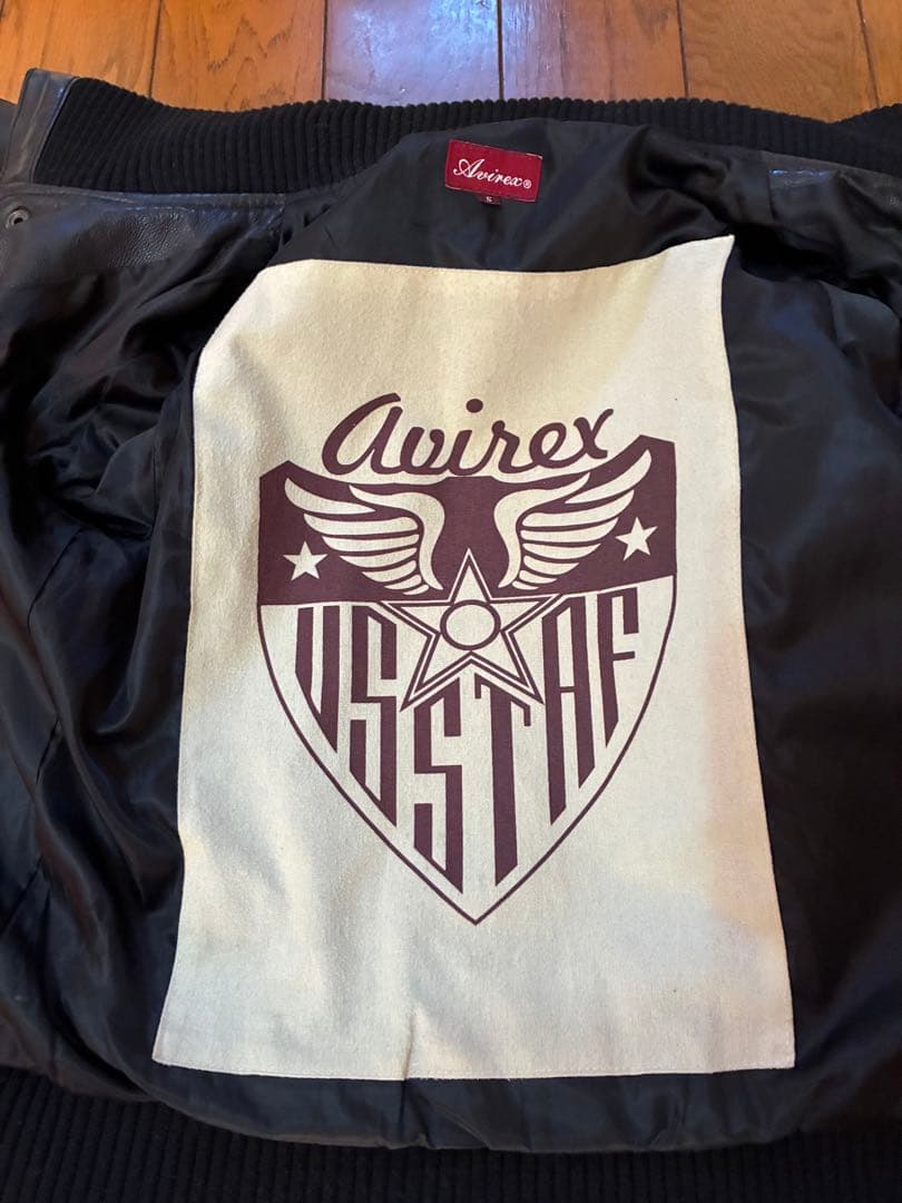 美品　AVIREX レザージャケットSサイズ　羊革