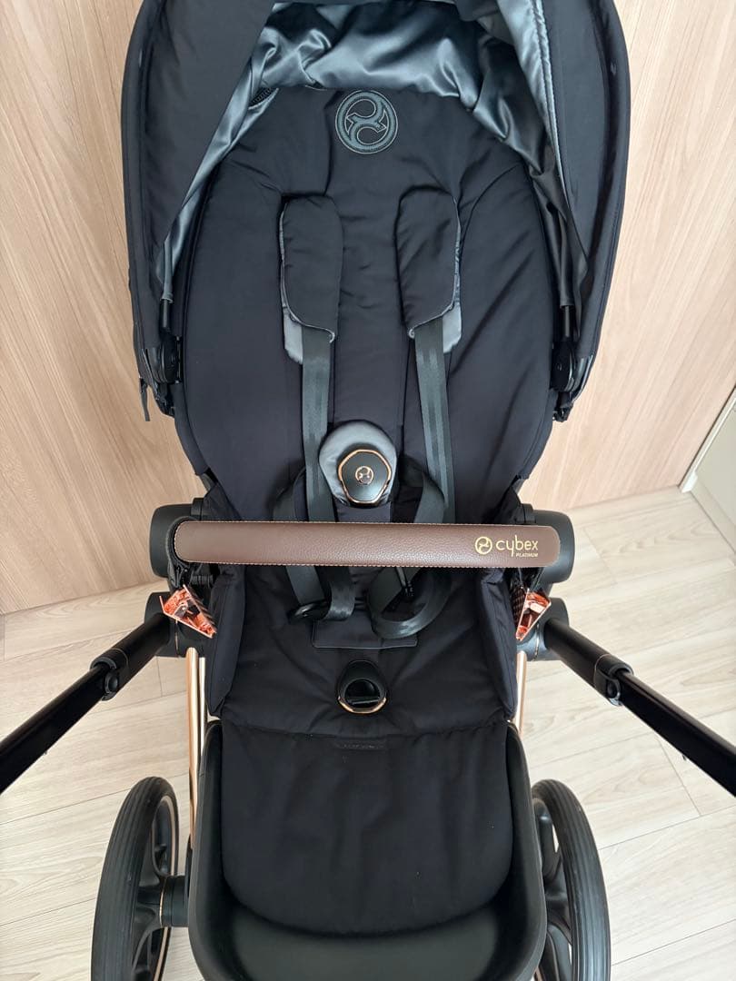 【cybex】プリアム(Priam) ローズゴールド