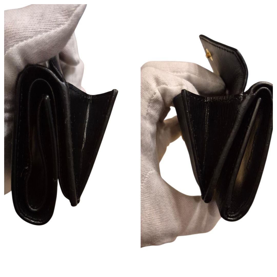 ＰＲＡＤＡ　プラダ　サフィアーノ　三つ折り財布 h