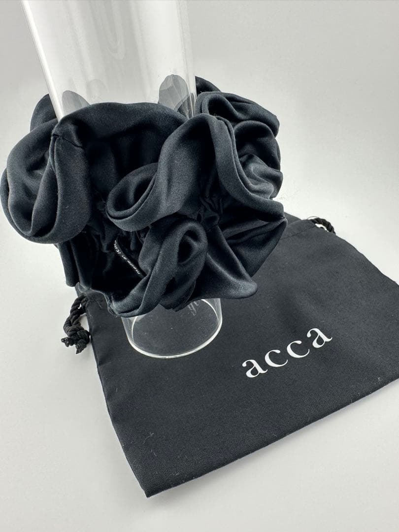 acca ブラック シルクシュシュ 収納袋付き