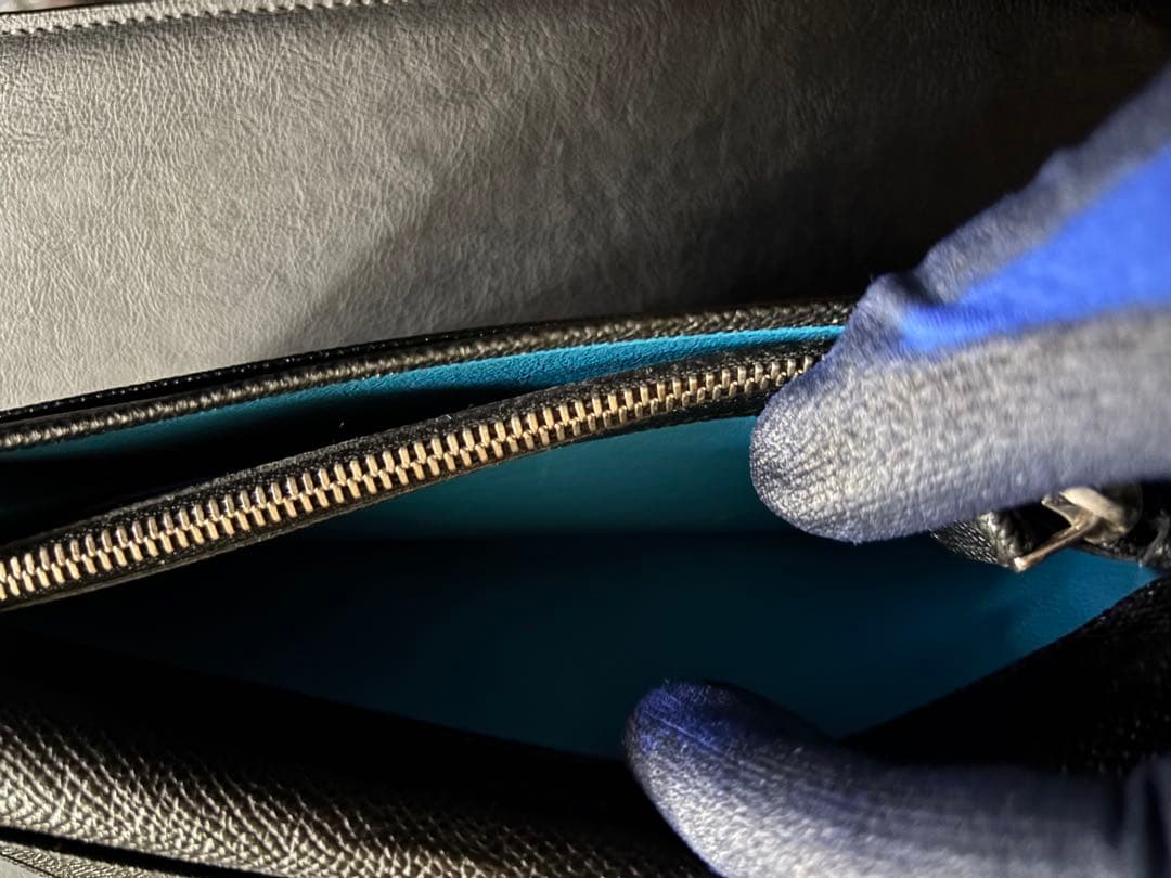 美品　ブルガリ 長財布　レザー　黒　30398 ビーゼロワン　BB Man