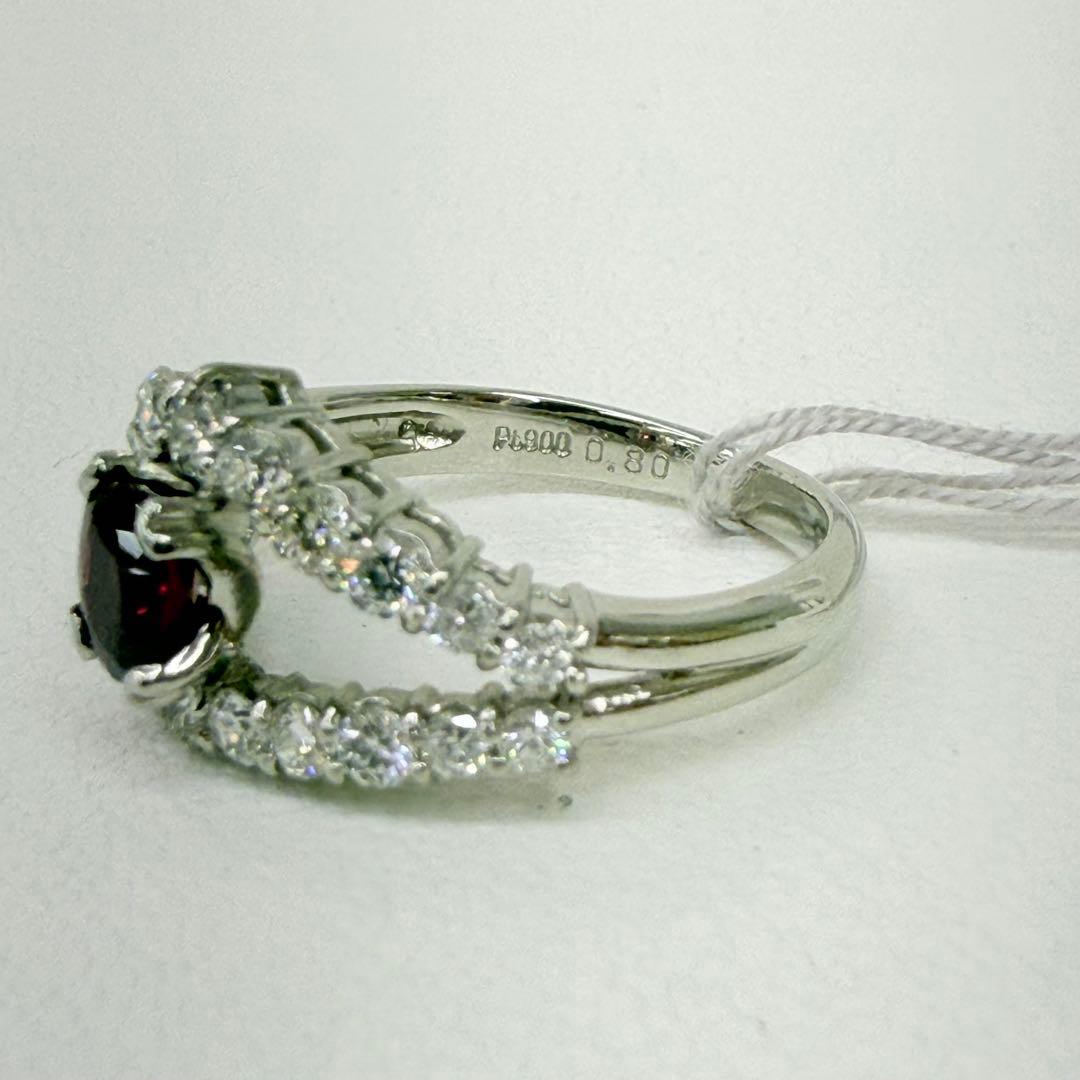 PT900 高品質天然ルビー/天然ダイヤリング新品仕上げ済み。プラチナ。11号。