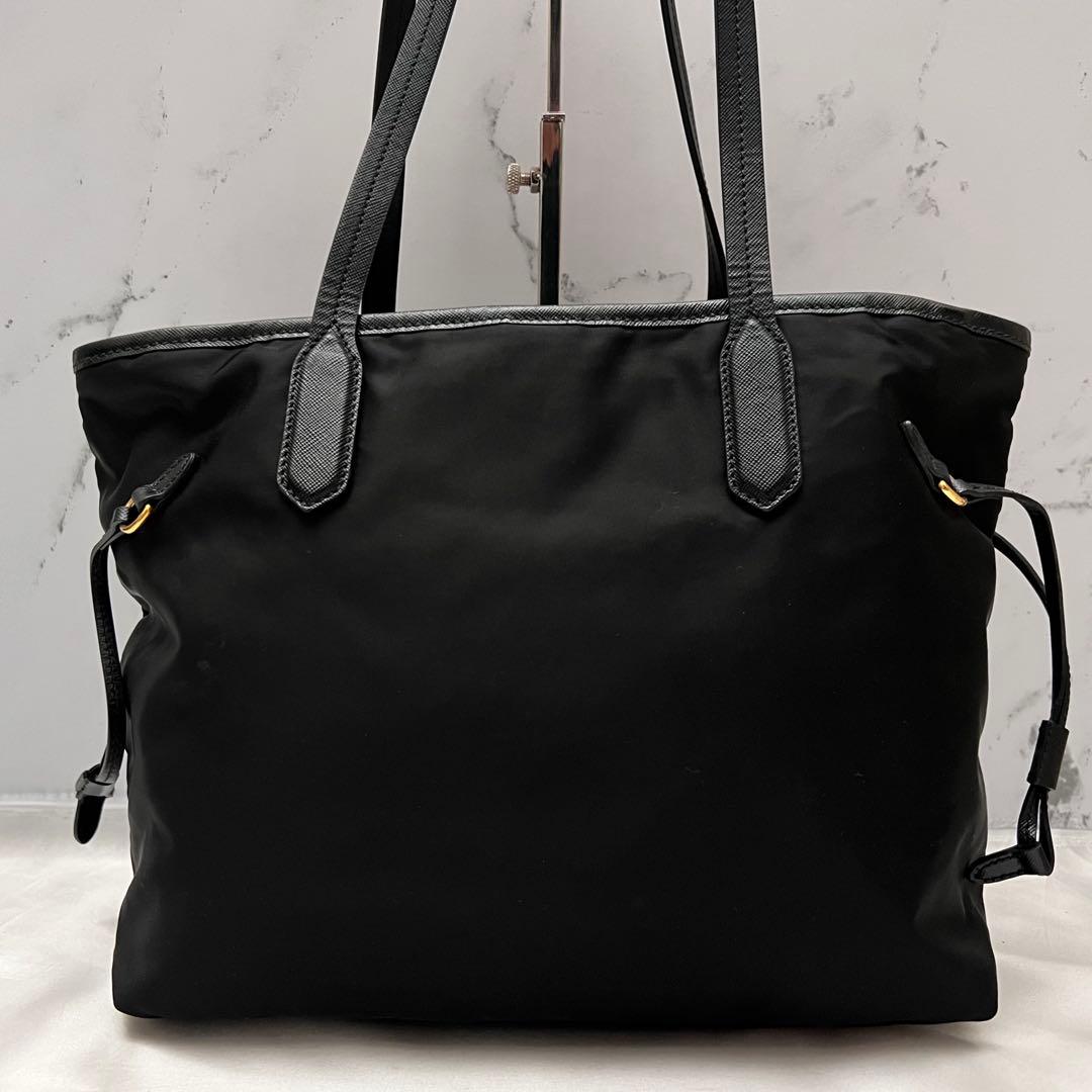 ◇極美品◇プラダ　トートバッグ　ナイロン×レザー　ブラック　ロゴ金具　裏地ピンク