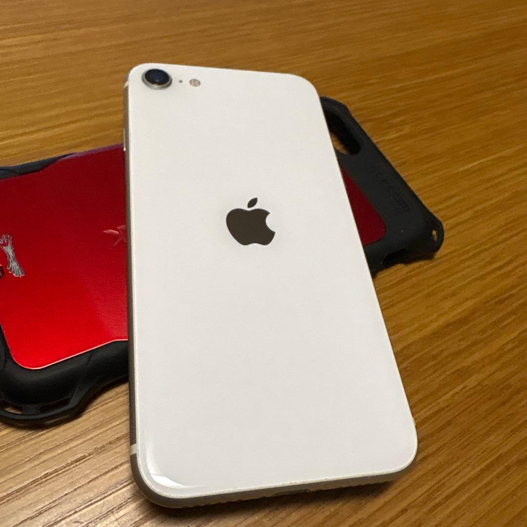 Apple iPhone SE 2 ホワイト 本体 Lightningケーブル