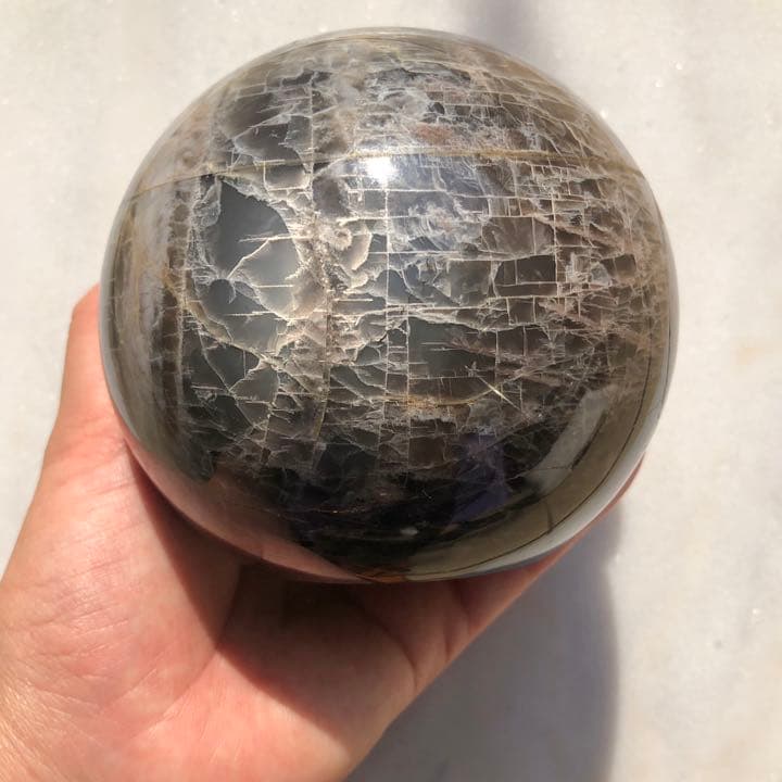 ビッグ ブラックムーンストーン