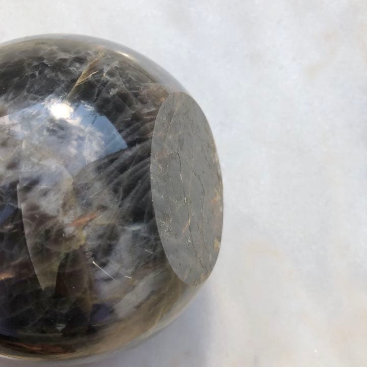 ビッグ ブラックムーンストーン