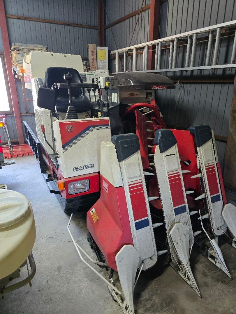 コンバイン CA215 20馬力 引取り限定 袋取り こぎ深さ自動 動作異常なし