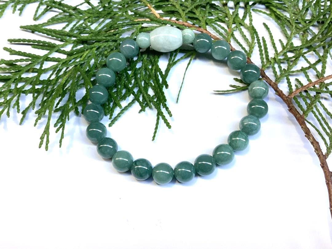 ✳1点限り‼️ 糸魚川翡翠入りコン沢青緑色　棗型入りブレスレット　本物保証品です‼️