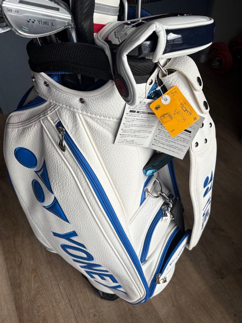 【未使用】YONEX キャディバッグ ホワイト×ブルー 9型 ネーム未記入