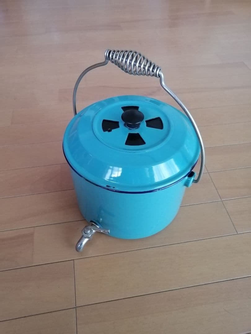 ホーロー　レトロ　昭和　タンク　バケツ　蛇口付き　ブドウ