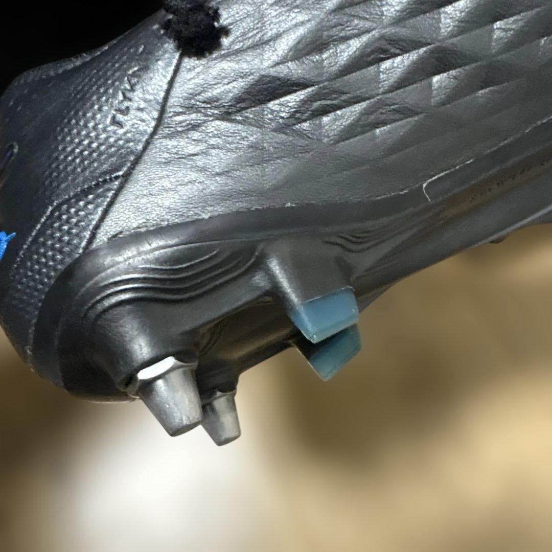 Nike Tiempo サッカーシューズ ブラック/ブルー