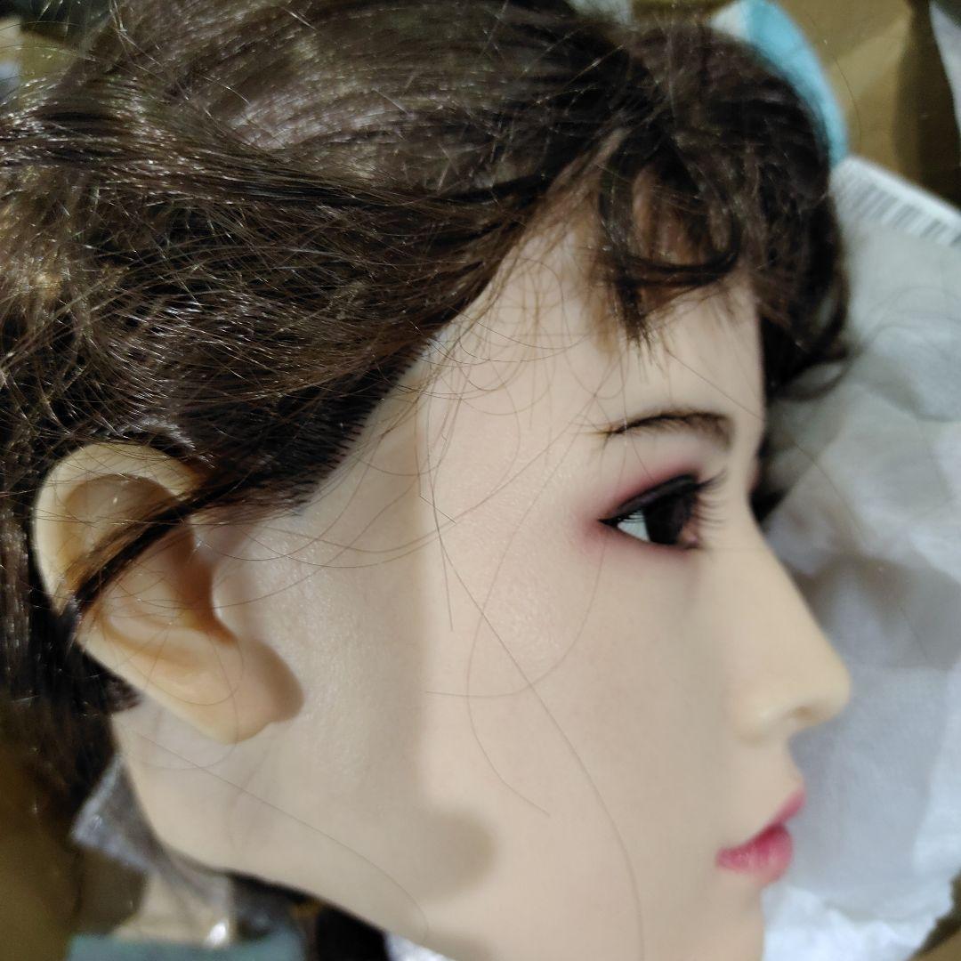 マネキンヘッド　シリコン　美容師　練習用　リアル