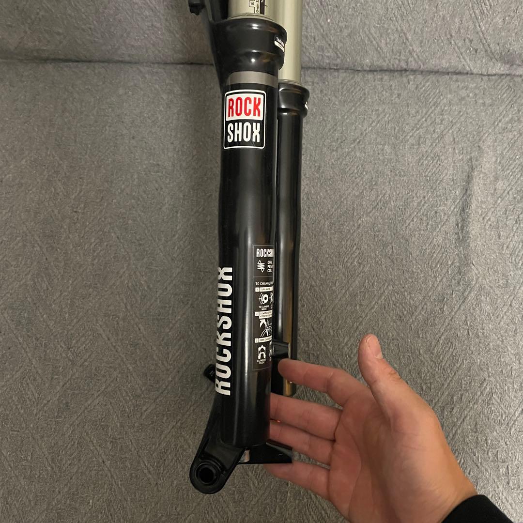 新年セール！！　ROCKSHOX Sektor サスペンションフォーク 26
