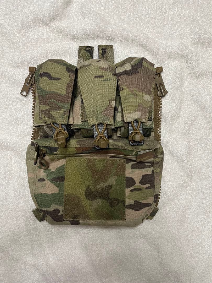 実FERRO CONCEPTS Back Panel Banger ZIP ON