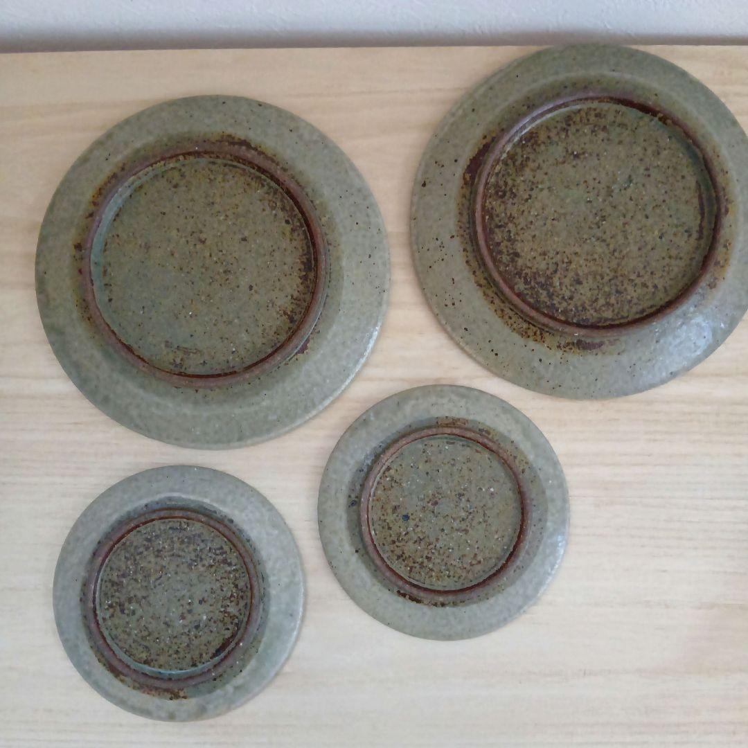 叶谷真一郎 氏　陶器　皿　約19.3／13.5　4枚