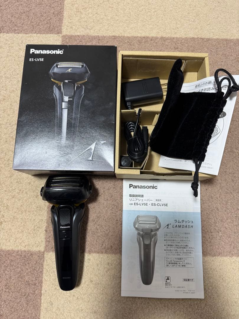 パナソニック ラムダッシュ 5枚刃 黒 ES-LV5E 新品未使用品