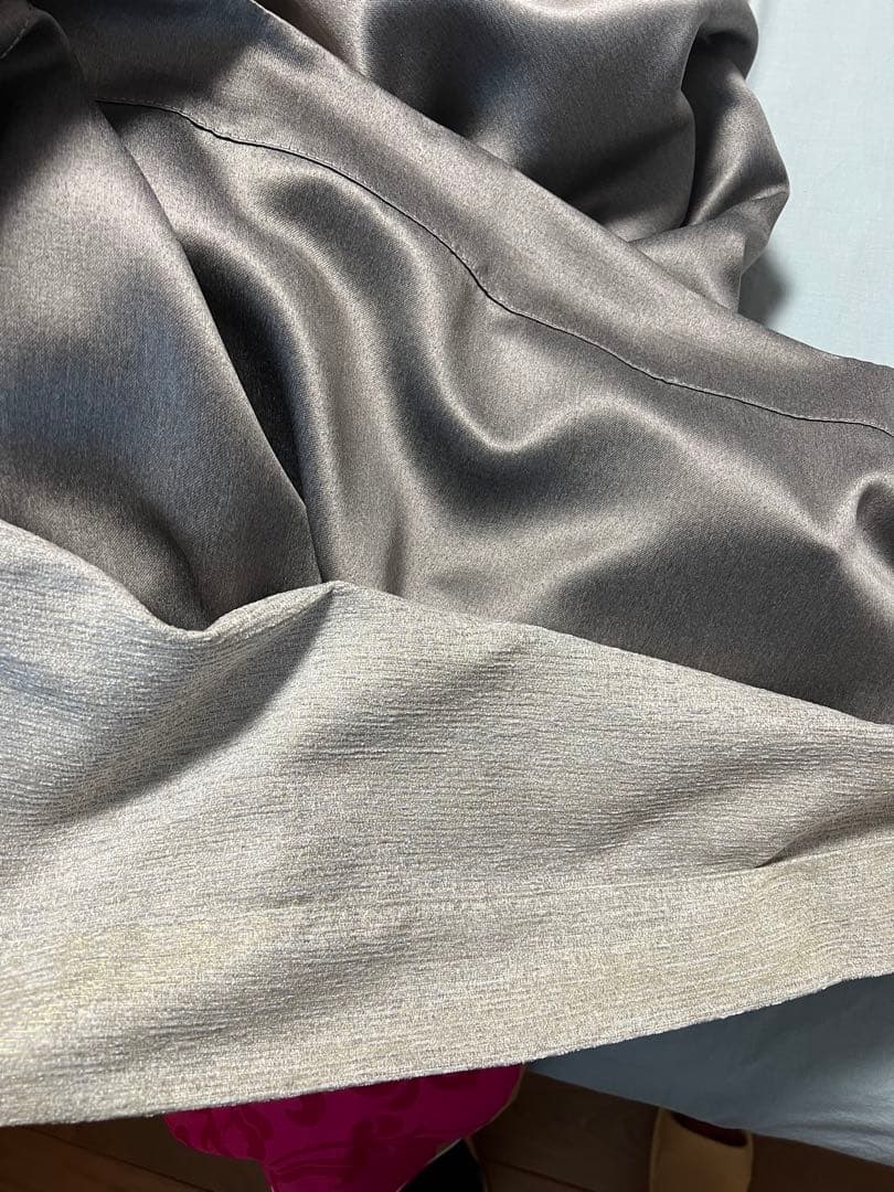 高級寝室カーテン　全￼遮光