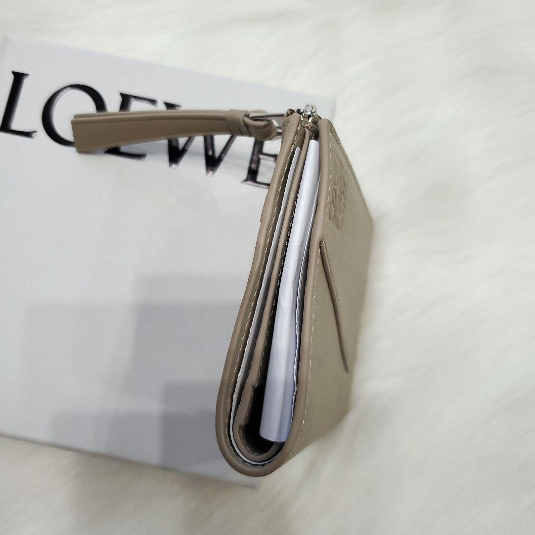 新品☆LOEWE パズル スリム コンパクト ウォレット　二つ折り財布
