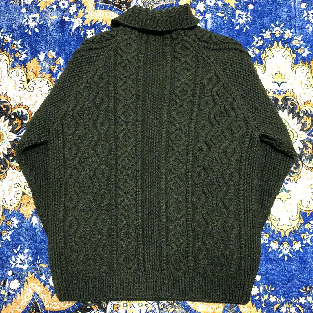 インバーアラン　ニット　カーディガン　オリーブ　グリーン