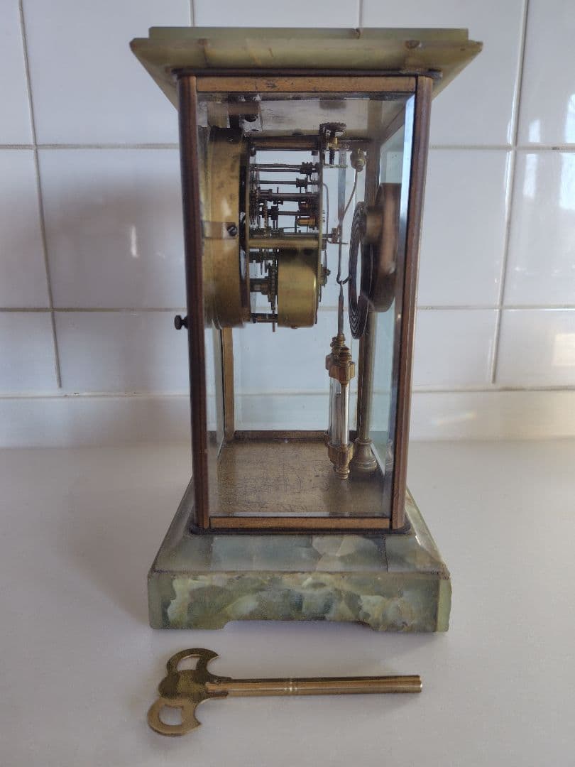 アンソニア　振り子時計