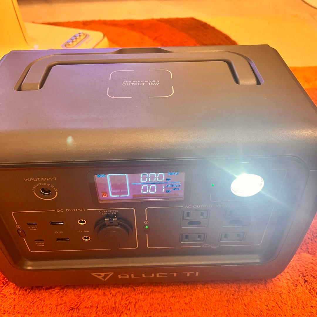 BLUETTI ポータブル電源 EB70S 大容量716Wh