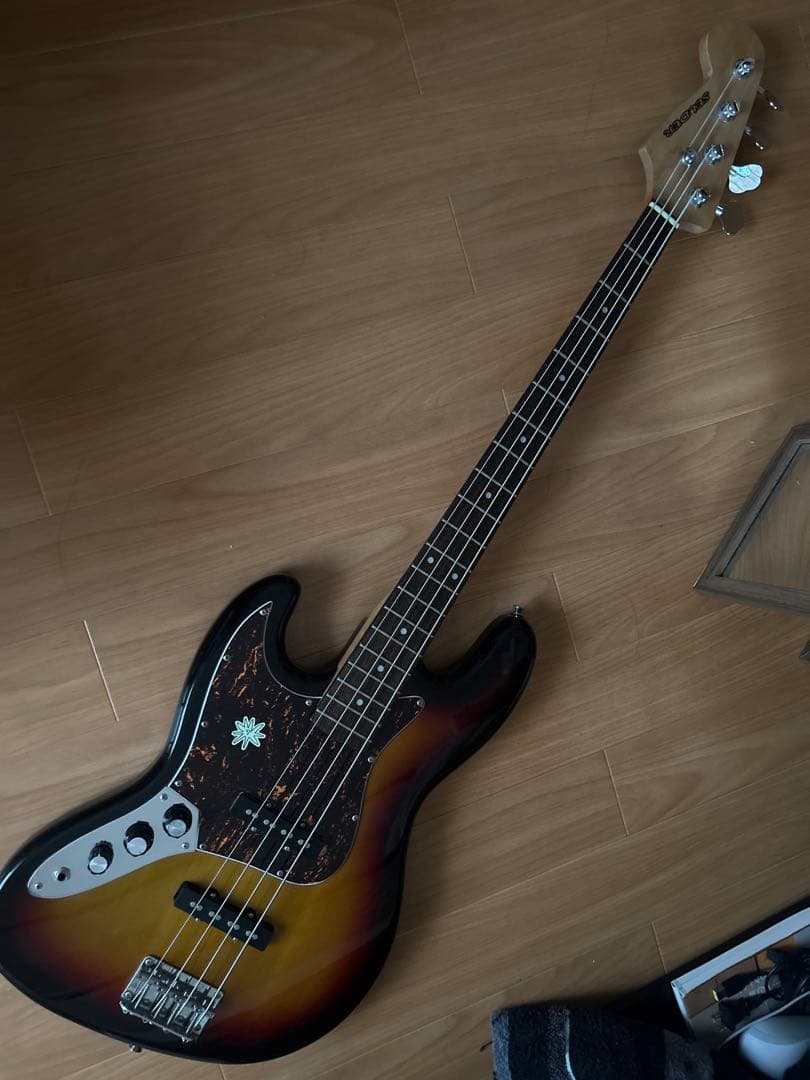 レフティ　selder エレキベースギター　ジャズべタイプ　弦高調整済み！です