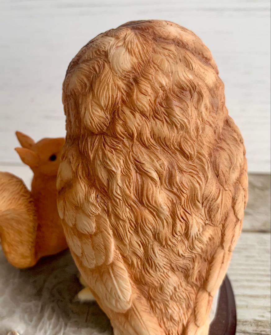 ブラウンじいさまとりすのナトキン 限定版 フィギュリン ピーターラビット 置物