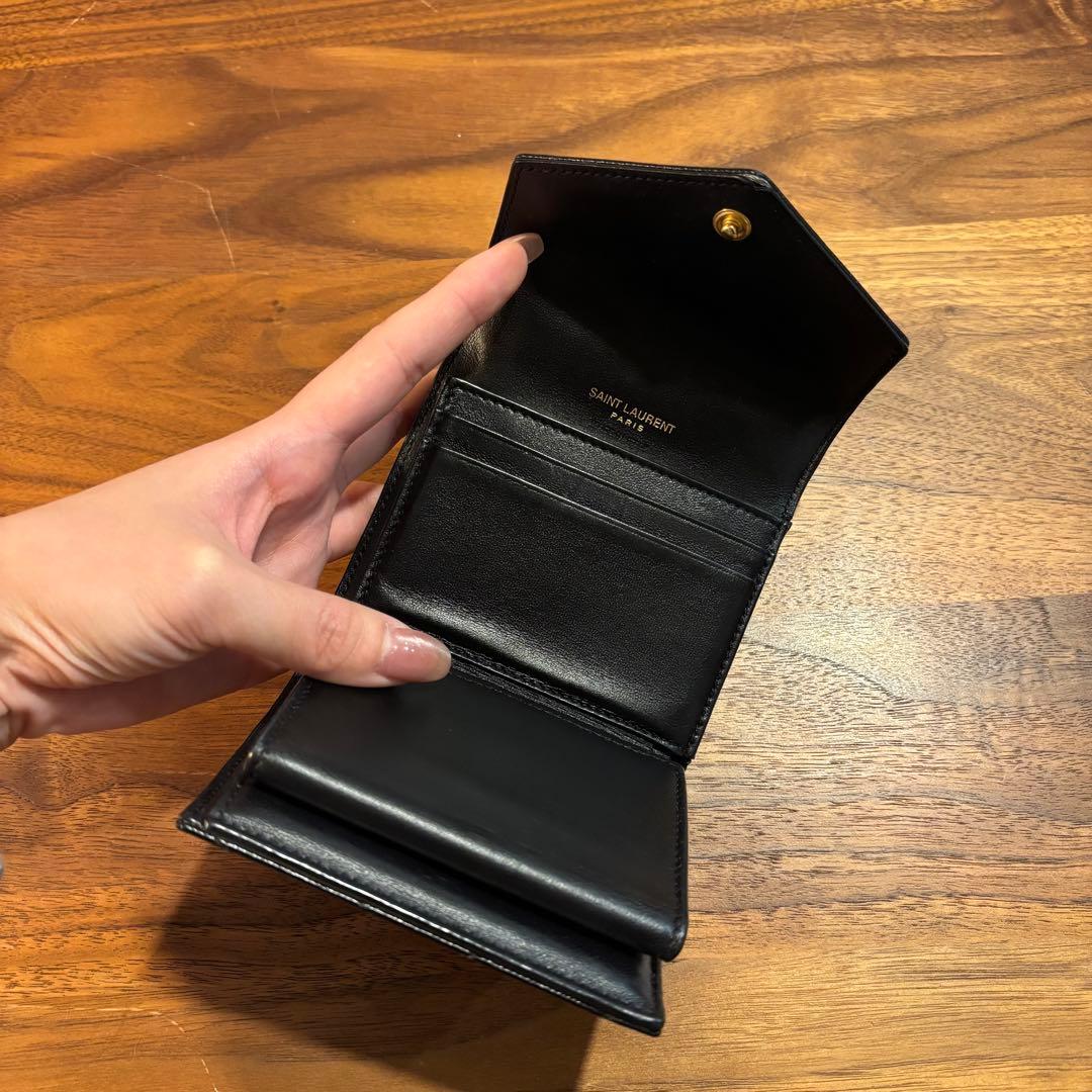 SAINT LAURENT 三つ折り財布　　サンローラン　YSL