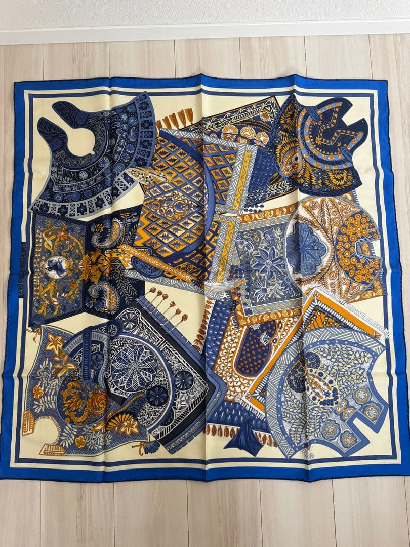 HERMES　スカーフ カレ90 Tapis de Selle 箱付き